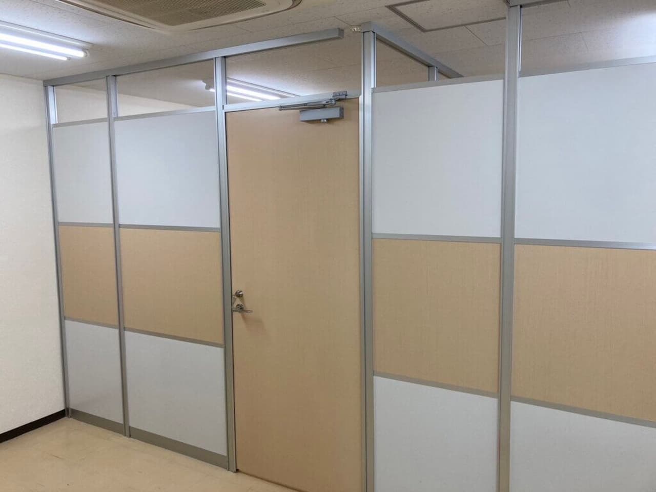 パーテーション・間仕切りでオフィスを仕切る方法6つと選び方 - パーテーション工事・間仕切工事のオフィスボール株式会社