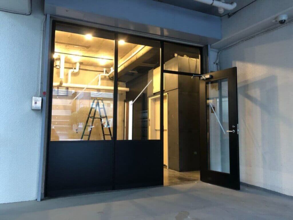 事例2：内装とエントランスを統一