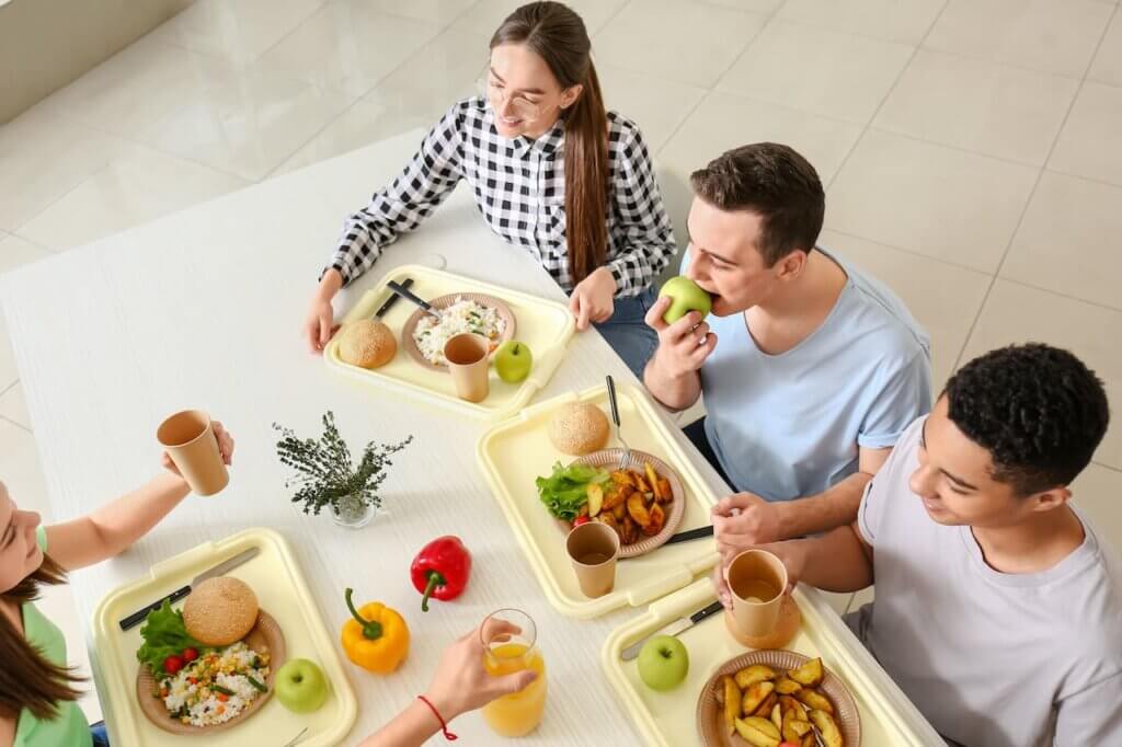 社員食堂とは？
