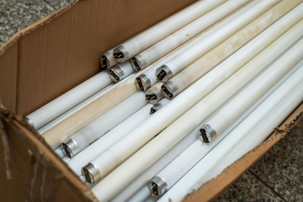 蛍光灯が製造中止になる理由