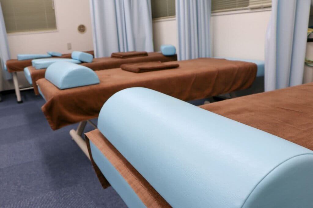 整骨院にパーテーションを取り入れてスムーズな開業を叶えよう!