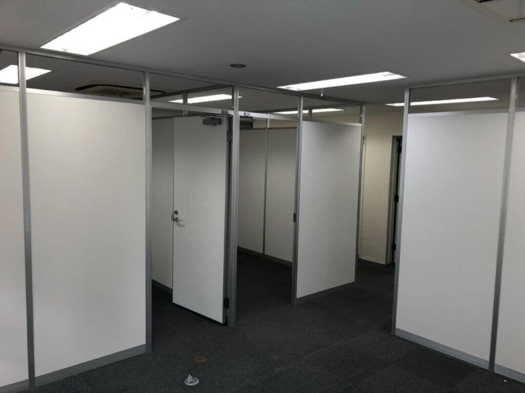 スチールパーテーションの施工例