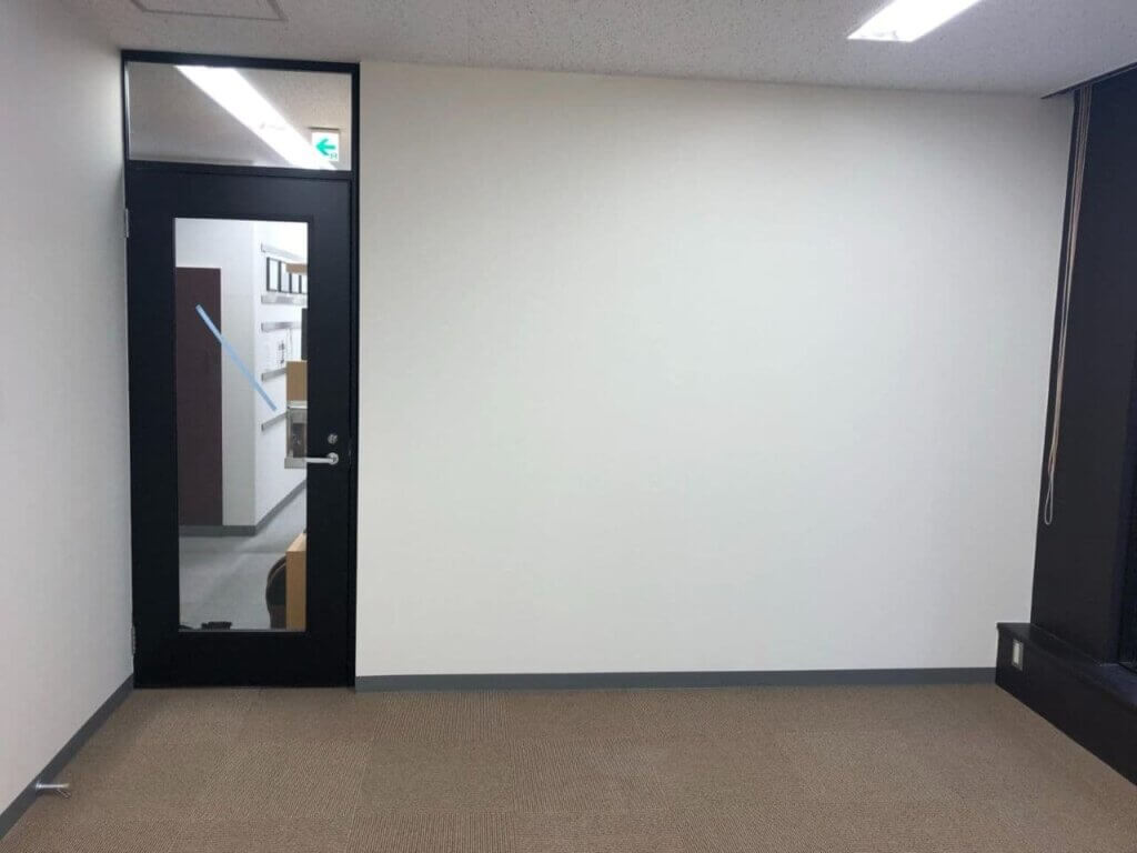 事例3.施術室と待合室の完全区画