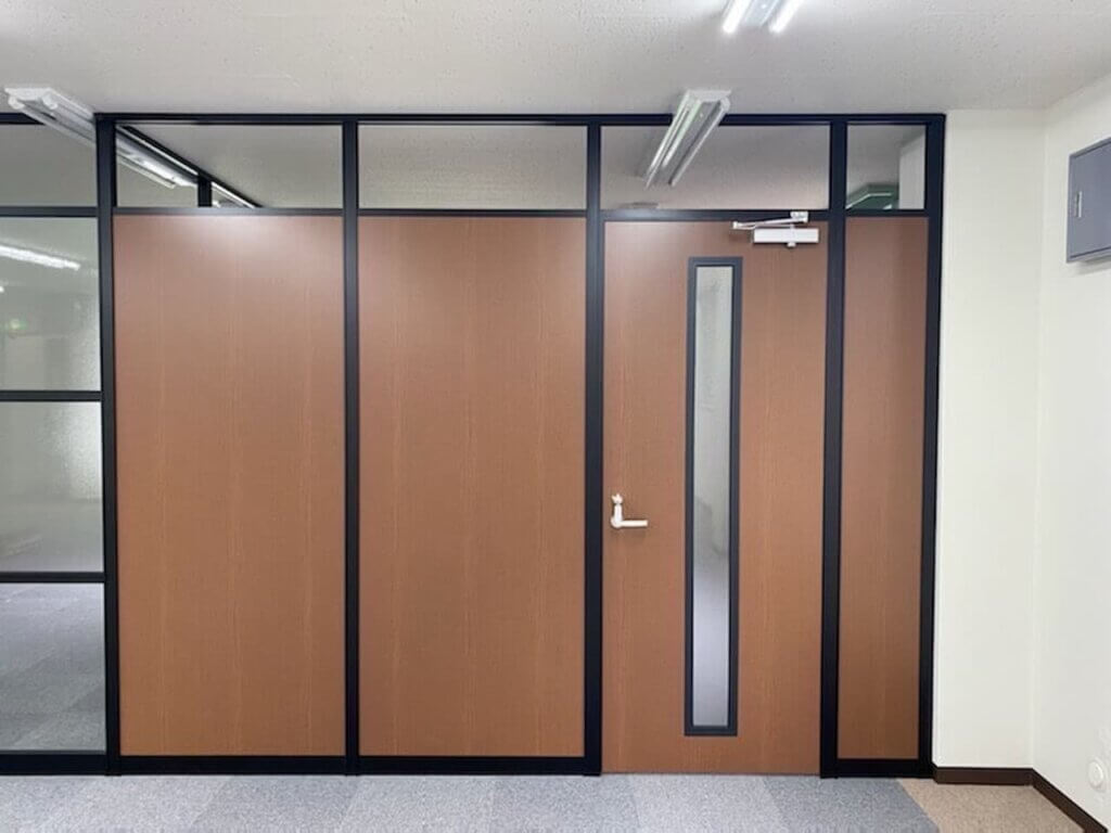 木目×ブラック