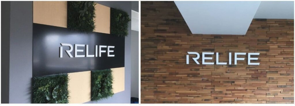 ロゴサインを立体的に演出する