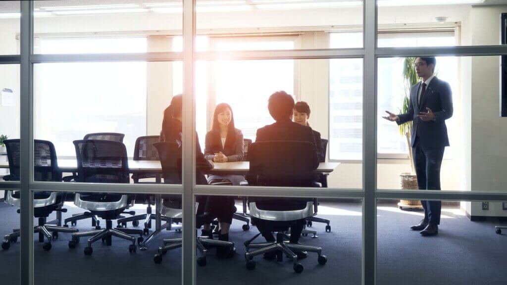 パーテーションの素材種類