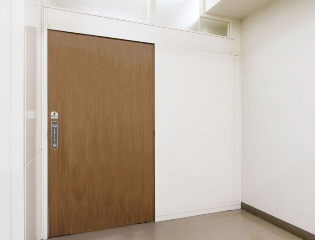 引き戸の自動ドア