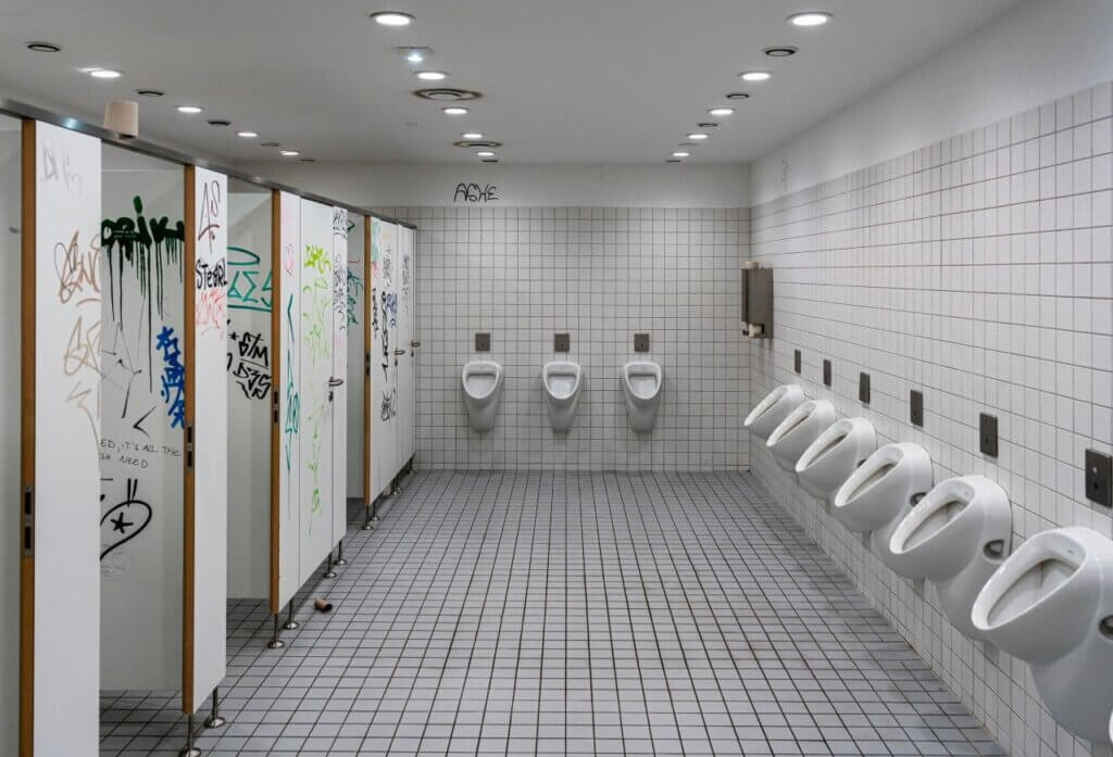 学校トイレの課題とは?