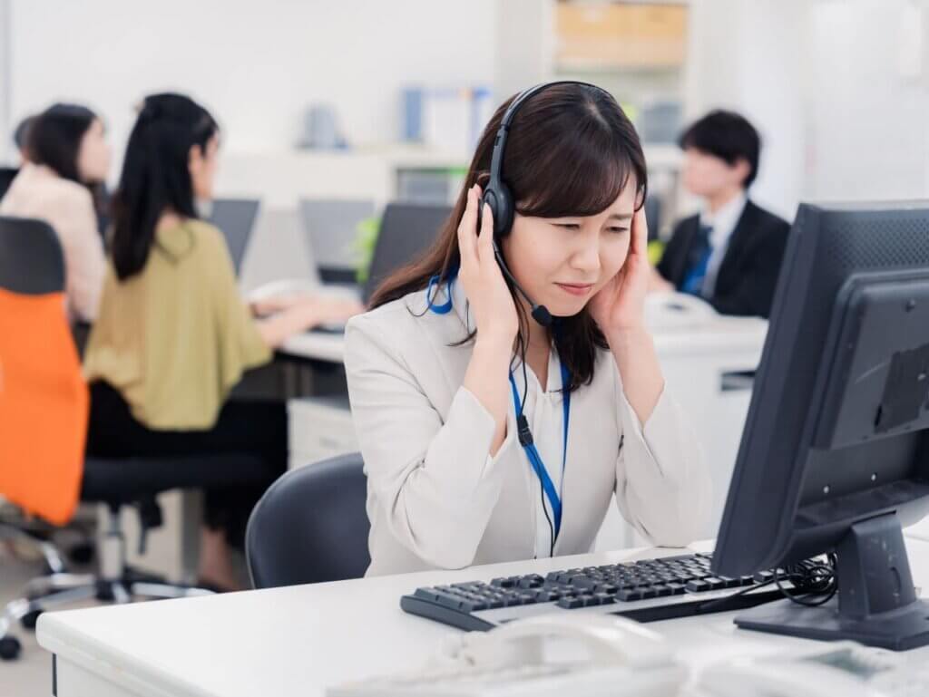 コールセンターにパーテーションが必要な理由